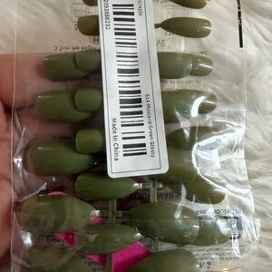 New Olive Green Fake Nails